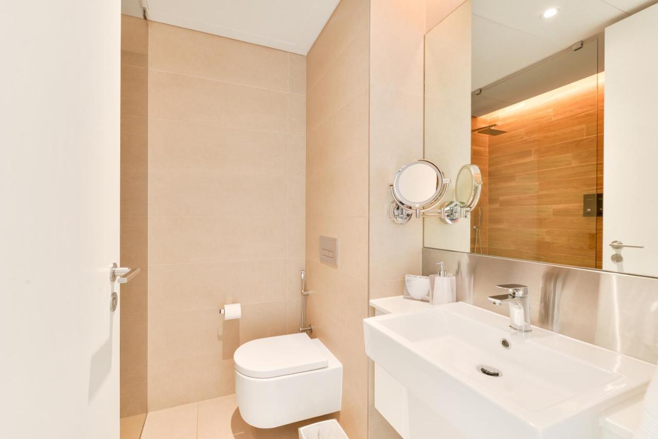 דובאי Luxe 3 Bedroom Oceanfront Apartment In The Heart Of Bluewaters Island מראה חיצוני תמונה